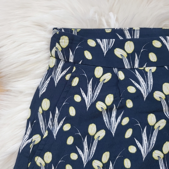 LOFT Valley Floral High Waist Shorts - Picture 4 of 12